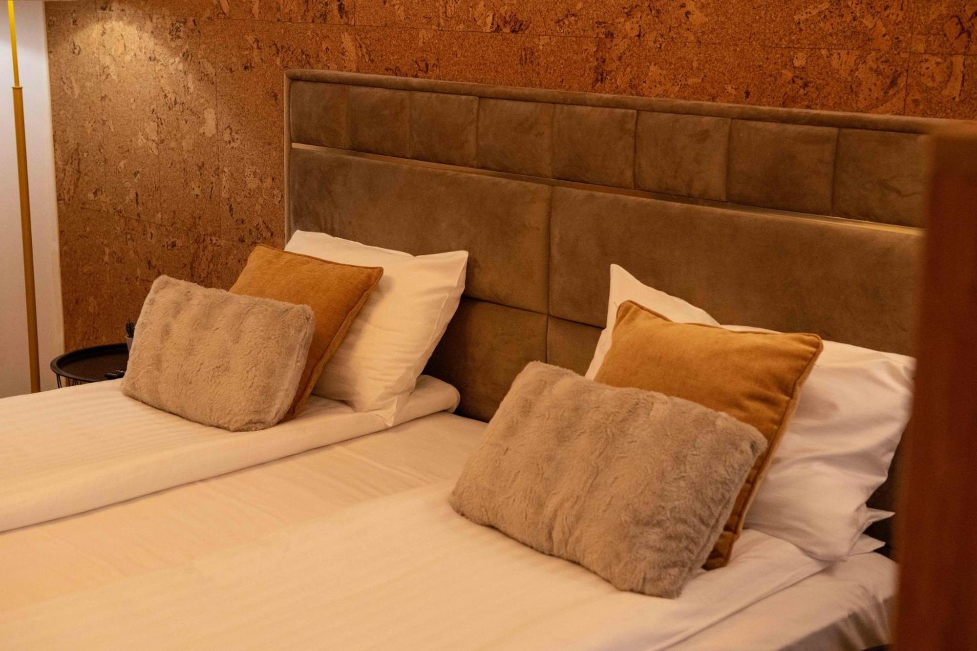 Bucharest Airport Accomodation Aparthotel Otopeni Exteriör bild
