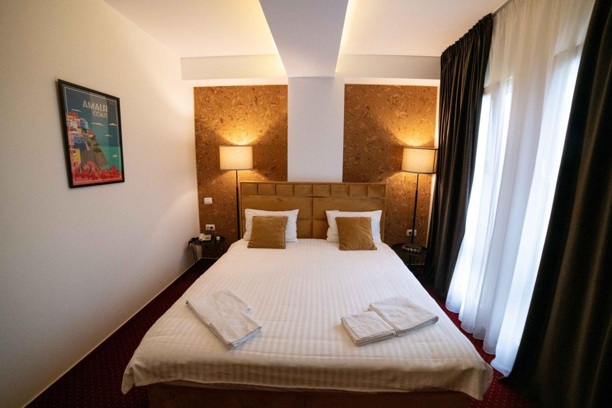 Bucharest Airport Accomodation Aparthotel Otopeni Exteriör bild