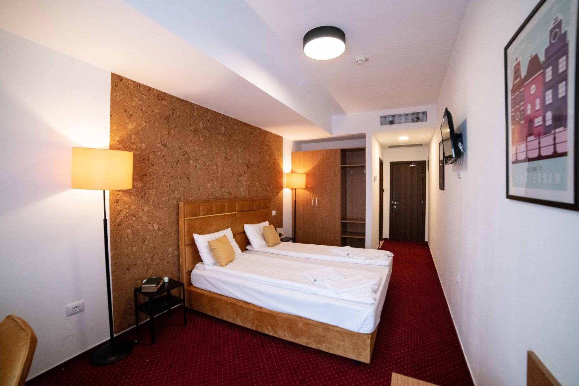 Bucharest Airport Accomodation Aparthotel Otopeni Exteriör bild