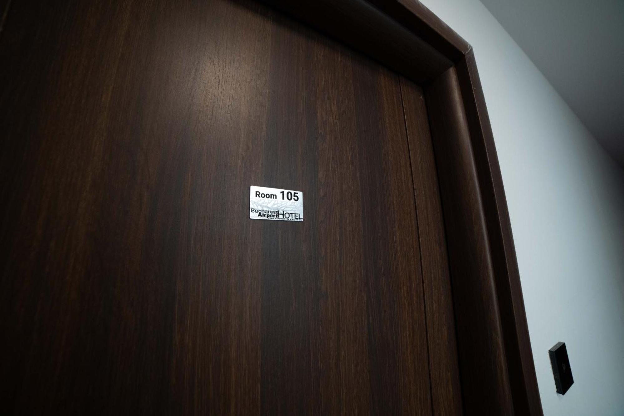 Bucharest Airport Accomodation Aparthotel Otopeni Exteriör bild
